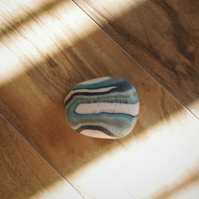 靜默如初 鵝卵石香氛輕柔磨砂皂 232