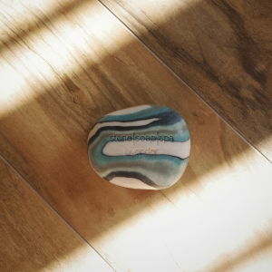 靜默如初 鵝卵石香氛輕柔磨砂皂 232