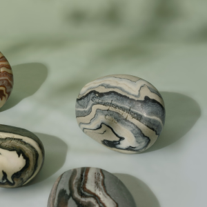 綠野遐思 鵝卵石香氛輕柔磨砂皂 720