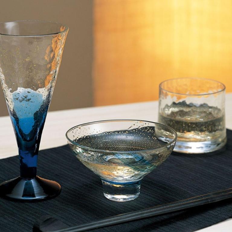 東洋佐佐木 日本八千代窯 金箔冷酒杯120ml