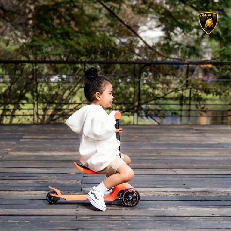 KIDMORY 藍寶堅尼二合一炫光滑板車 (KM-616)