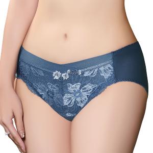 【思薇爾】花菱魅影系列M-XXL蕾絲刺繡中腰三角女內褲(星塵藍)