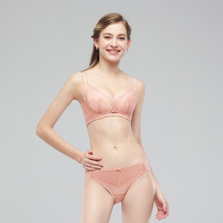 【思薇爾】S小心機系列B-F罩無鋼圈調整型涼感蕾絲集中包覆塑身女內衣(卡羅粉)