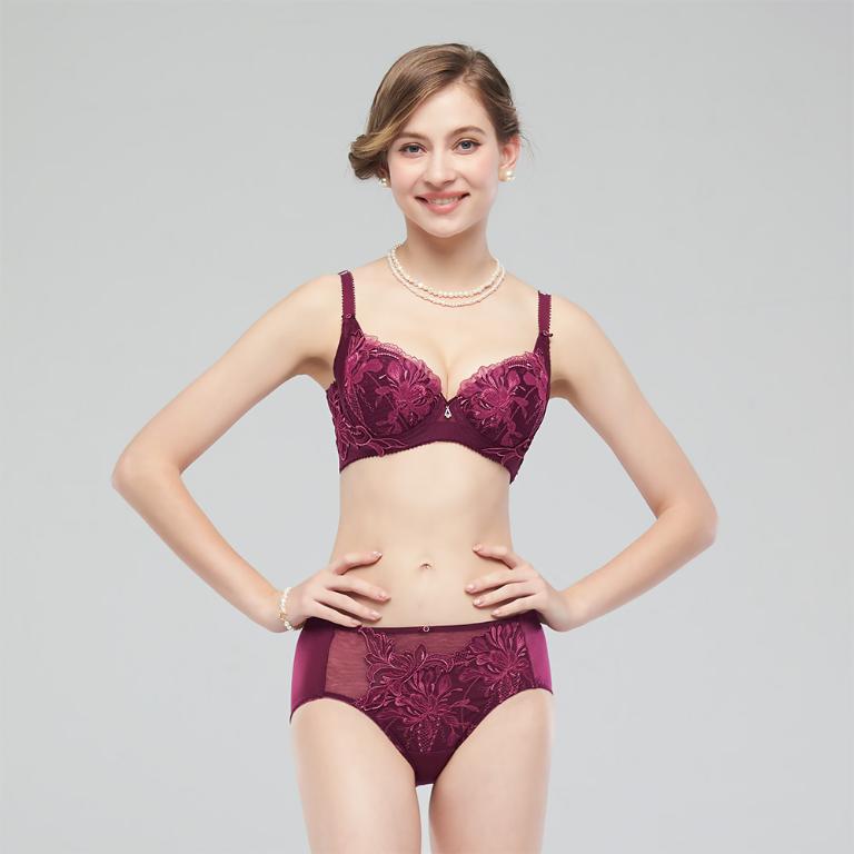 【思薇爾】浮花金萃系列C-F罩軟鋼圈背心型蕾絲刺繡集中包覆女內衣(魅紫紅)