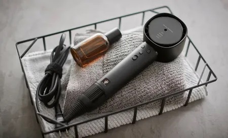 SHARP夏普 四氣流水潤溫控吹風機 IB-WX901T