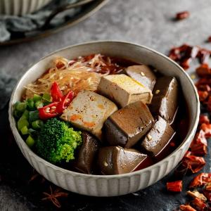 藍海饌 麻辣鴨血臭豆腐寬粉(2入裝/盒)【預購】