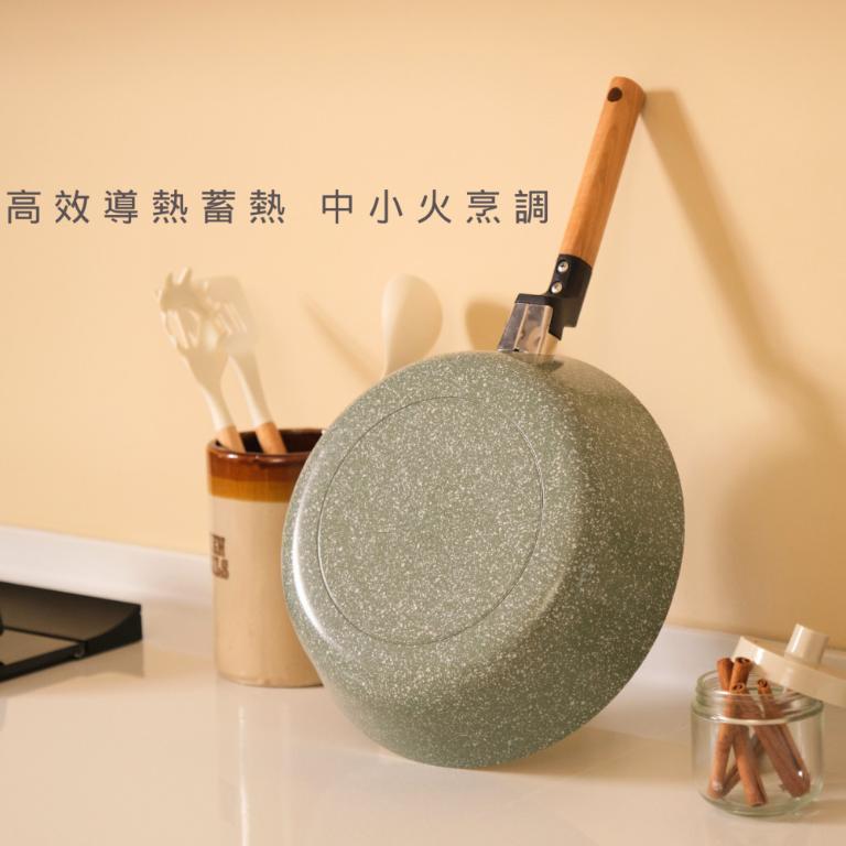 【Korea King】韓國製 Woody 木質調磨石陶瓷平底深鍋-26cm(磨石綠)