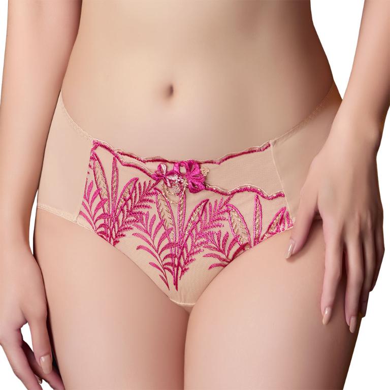 【思薇爾】晶燦珠戀系列M-XXL涼感消臭蕾絲刺繡中腰三角女內褲(嫣桃膚)