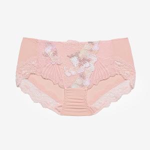 莎露-優雅系列 M-LL中低腰平口褲(山茶粉) 搭配內褲