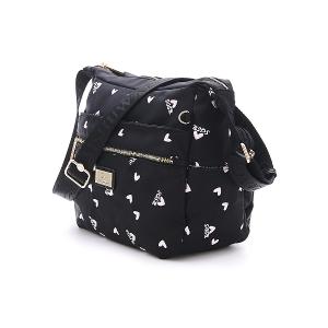 B.S.D.S冰山袋鼠 - 勾心紅妝 - 甜美刺繡圓弧造型斜背包 - 心型粉【G066K】