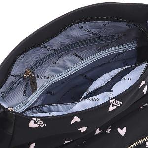 B.S.D.S冰山袋鼠 - 勾心紅妝 - 甜美刺繡多層收納斜背包 - 心型粉【G20061K】