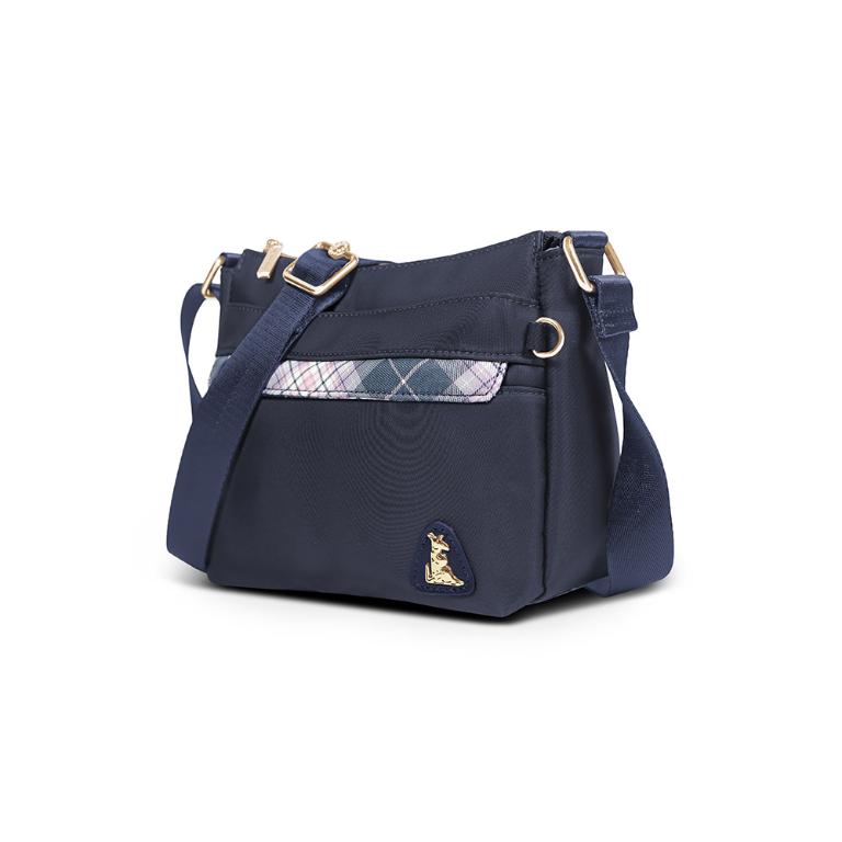 B.S.D.S冰山袋鼠 - 都會名伶 - 英倫風輕量多層斜背包 - 古典藍【K9001B】