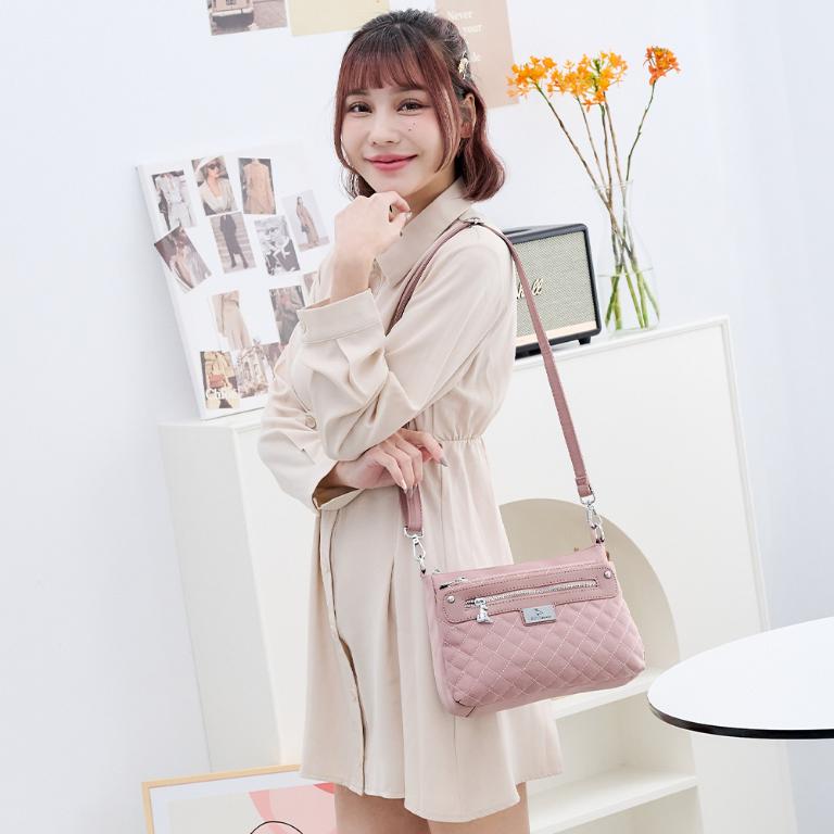 B.S.D.S冰山袋鼠 - 漫遊城市 - 小菱格實搭斜肩包 - 優雅紫【Z8022-AU】