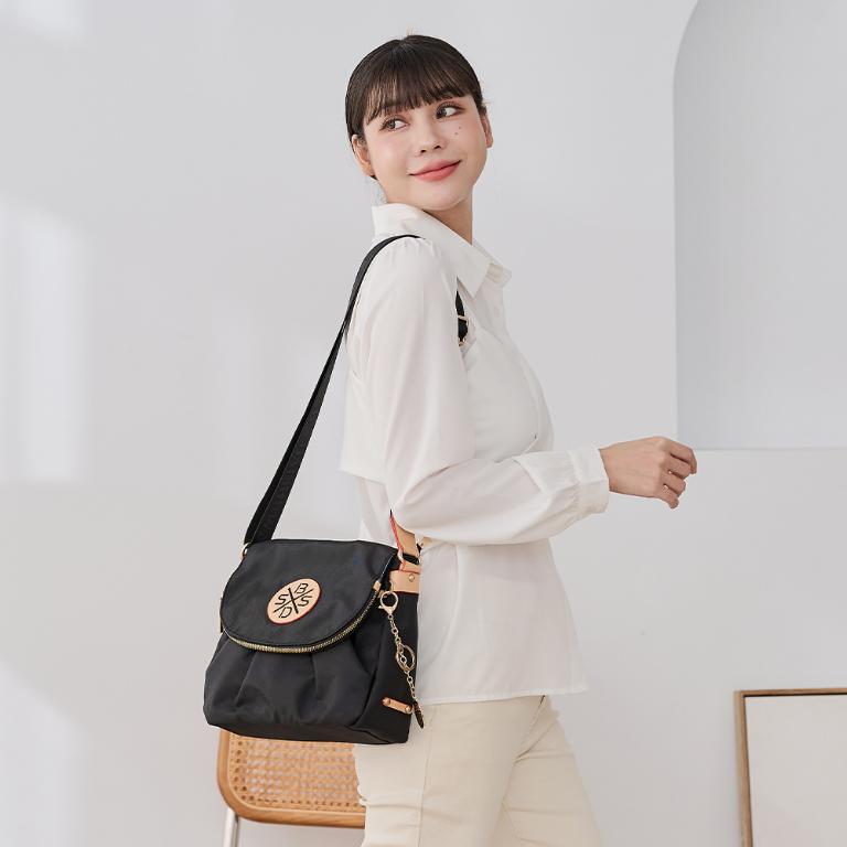 B.S.D.S冰山袋鼠 - 黑色狂想曲 - 古典輕奢掀蓋式斜背包 - 駱色黑【S-087K】