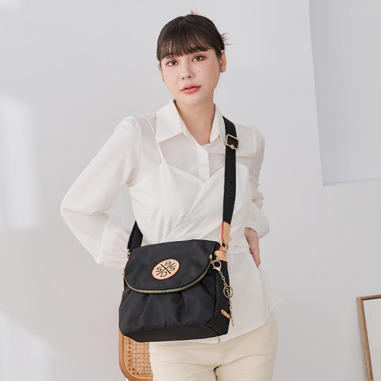 B.S.D.S冰山袋鼠 - 黑色狂想曲 - 古典輕奢掀蓋式斜背包 - 駱色黑【S-087K】