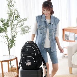 B.S.D.S冰山袋鼠 - 動物派對 - 輕旅多層大容量附插袋後背包 - 霧黑色【Z1810-3K】
