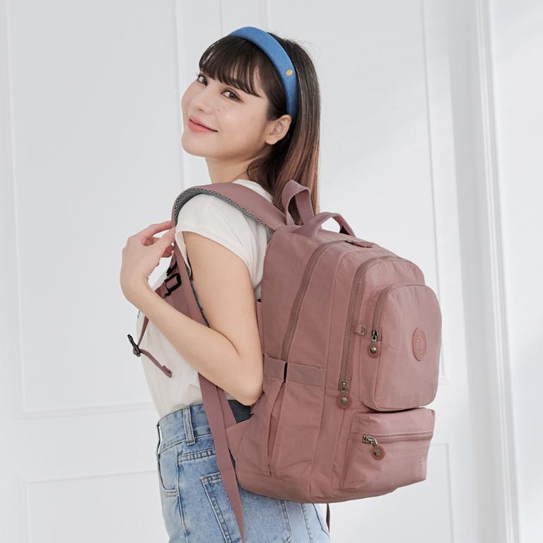 B.S.D.S冰山袋鼠 - 樂活遊記 - 格紋多夾層附插袋胸扣後背包 - 香檳粉【X1251CP】