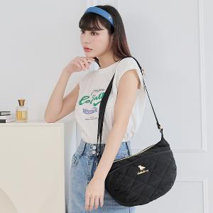 B.S.D.S冰山袋鼠 - 霓虹甜心 - 菱格休閒輕巧斜背包 - 黑加侖【Z9811-AK】