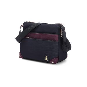 B.S.D.S冰山袋鼠 - 玩色主義 - 雙色多層百搭斜背包 - 野莓黑【9008-KU】