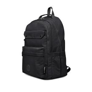 B.S.D.S冰山袋鼠 - 樂活遊記 - 格紋大容量附插袋胸扣後背包 - 黑色【X1250K】