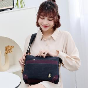 B.S.D.S冰山袋鼠 - 玩色主義 - 雙色多層百搭斜背包 - 野莓黑【9008-KU】