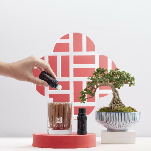 THANN 香木複方精油10ml+肉桂擴香杯