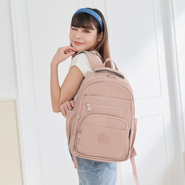 B.S.D.S冰山袋鼠 - 時光旅人 - 知性大容量附插袋胸扣後背包 - 奶茶杏【B1810-C】