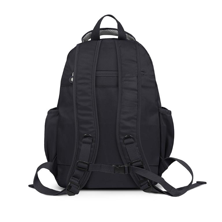 B.S.D.S冰山袋鼠 - 時光旅人 - 知性大容量附插袋胸扣後背包 - 黑色【B1810-K】