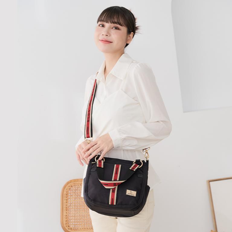 B.S.D.S冰山袋鼠 - 非常莓好 - 織帶拼接手提兩用包 - 紅磚黑【8012-KR】