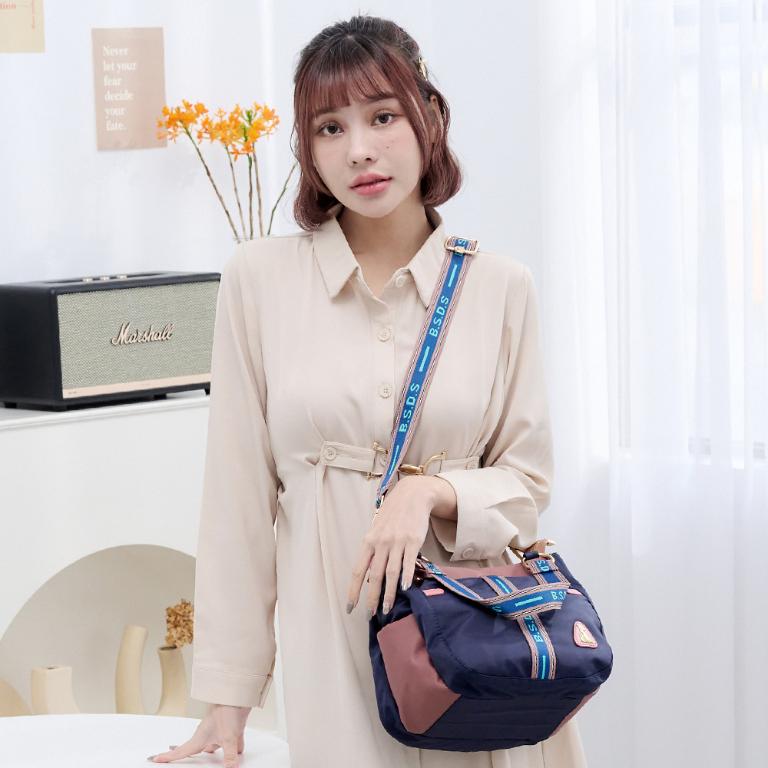 B.S.D.S冰山袋鼠 - 非常莓好 - 織帶拼接手提兩用包 - 甜粉藍【7012-BP】