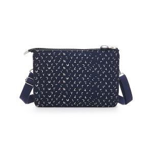 B.S.D.S冰山袋鼠 - 楓糖瑪芝 - 橫式三層斜背小包 - 幾何藍【003BB】