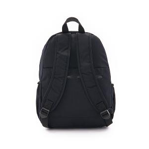 B.S.D.S冰山袋鼠 - 時光旅人 - 知性大容量附插袋後背包 - 黑色【B060-2K】