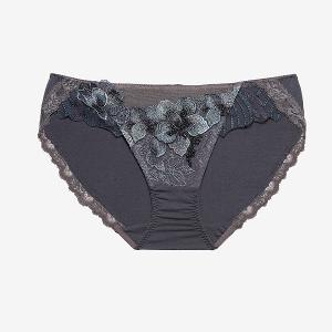 莎露-優雅系列 M-LL中低腰三角褲(松石灰) 搭配內褲