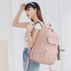 B.S.D.S冰山袋鼠 - 時光旅人 - 知性多口袋附插袋胸扣後背包 - 奶茶杏【B1252C】