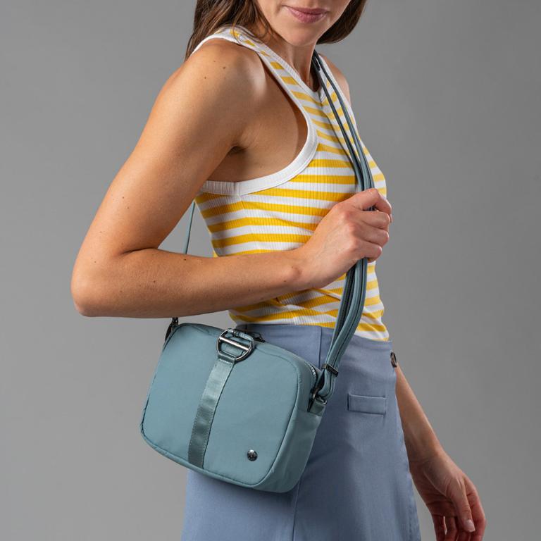 Pacsafe Citysafe CX ECONYL® Fabric 防盜斜肩包(2.4L)-沁心藍