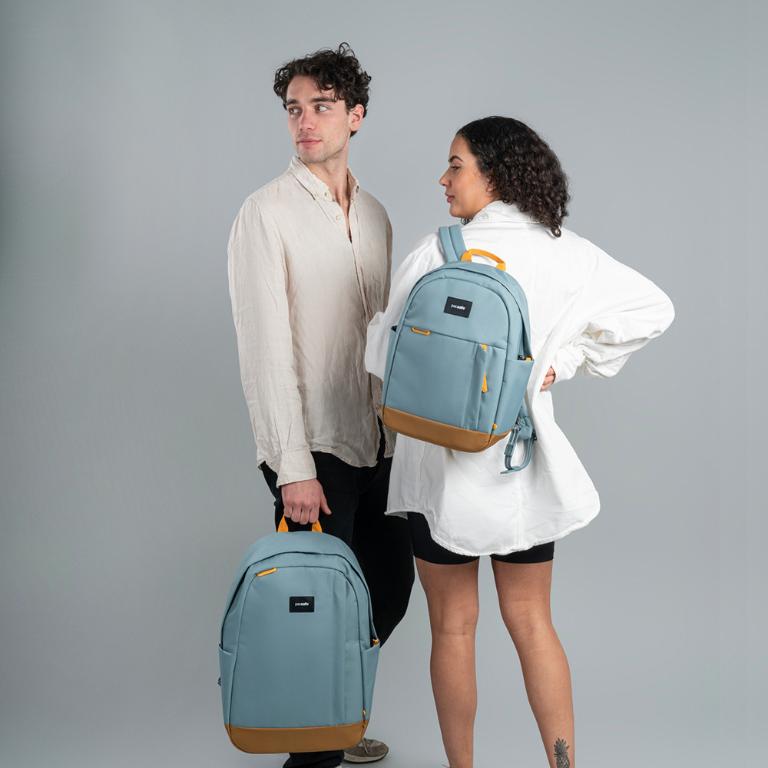 Pacsafe Go隨行防盜後背包15L-沁心藍