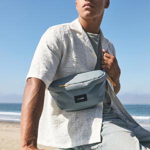Pacsafe Go Sling隨行防盜斜背胸包2.5L-黑色