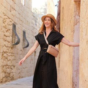 Pacsafe W 三用防盜手拿側背包1L-褐色