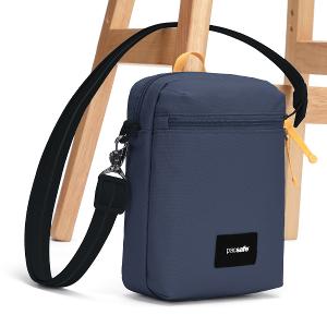 Pacsafe Go隨行防盜斜背小方包4.5L-海岸藍