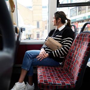 Pacsafe W 三用防盜手拿側背包1L-褐色