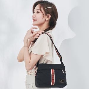 B.S.D.S冰山袋鼠 - 非常莓好 - 織帶拼接多層收納貝殼包 - 紅磚黑【8024-KR】