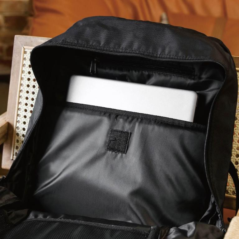 Honeymoon 超能裝旅行後背包-黑色