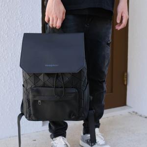 Honeymoon 品牌菱格紋旅行後背包-菱格黑