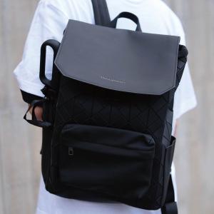 Honeymoon 品牌菱格紋旅行後背包-菱格黑