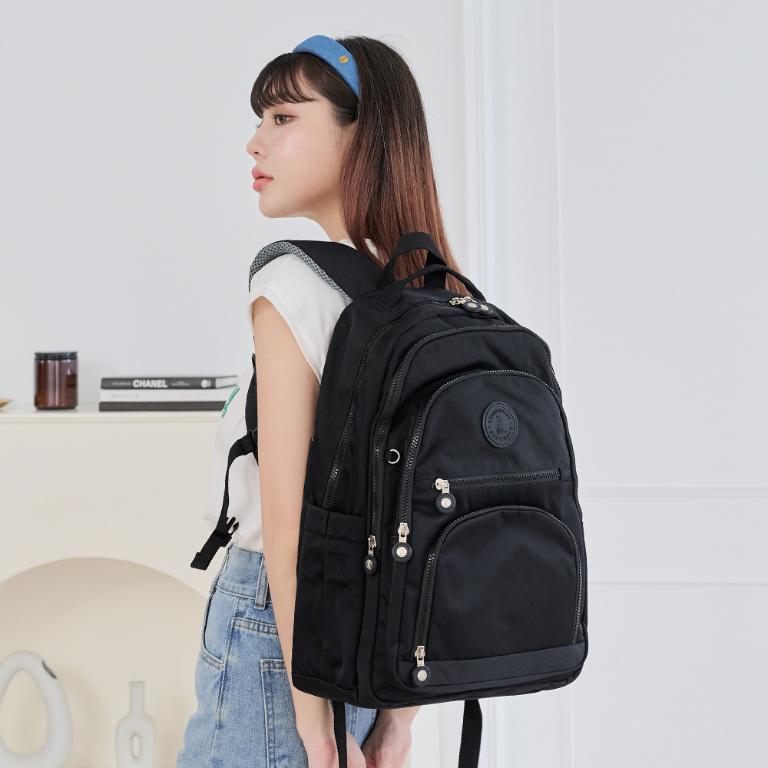 B.S.D.S冰山袋鼠 - 時光旅人 - 知性多夾層附插袋胸扣後背包 - 黑色【B1254K】