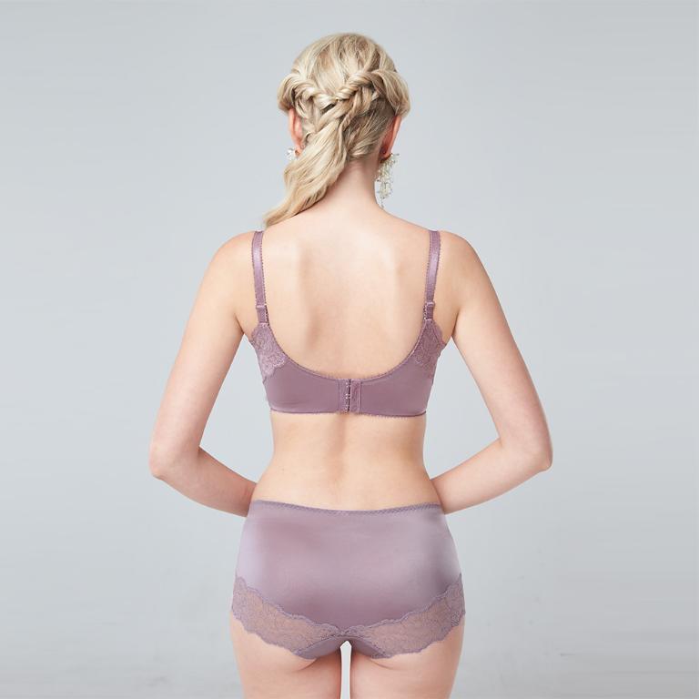 【思薇爾】花都夢蝶系列M-XL蕾絲刺繡無痕中低腰平口女內褲(粉芯藕)