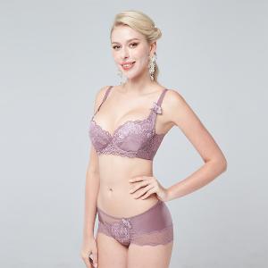 【思薇爾】花都夢蝶系列M-XL蕾絲刺繡無痕中低腰平口女內褲(粉芯藕)