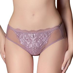 【思薇爾】花都夢蝶系列M-XXL蕾絲刺繡無痕中腰三角女內褲(粉芯藕)