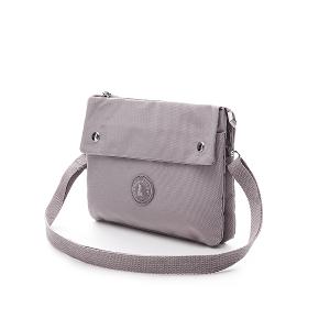 B.S.D.S冰山袋鼠 - 時光旅人 - 知性橫式三層斜背小包 - 薄霧灰【B003GR】