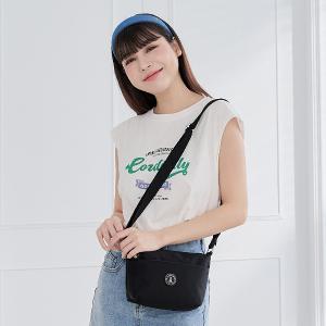 B.S.D.S冰山袋鼠 - 時光旅人 - 知性輕巧收納斜背小包 - 黑色【B233K】